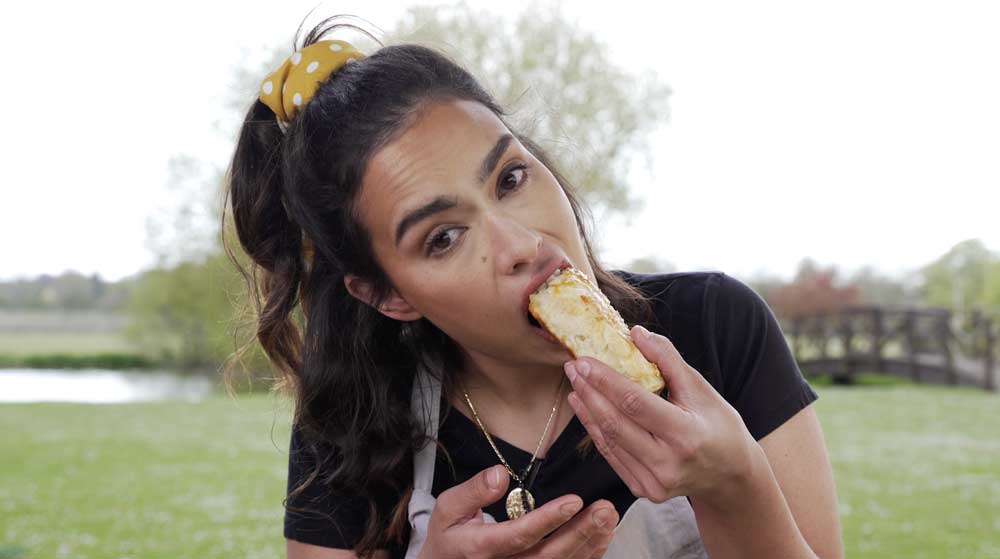 Easy Cheesy Sausage Rolls – Bonus BBQ Session
